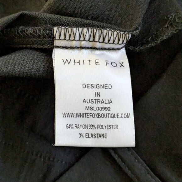 NWT White Fox Day for It Capris Pants Black Size S Cropped Side Slit Stretchy - Picture 7 of 12